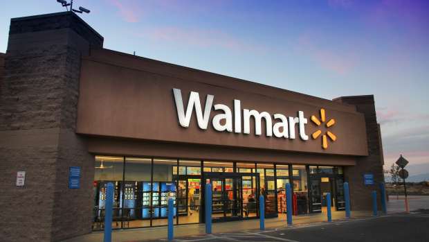 is-walmart-open-on-memorial-day-2025-holiday-hours-delishably