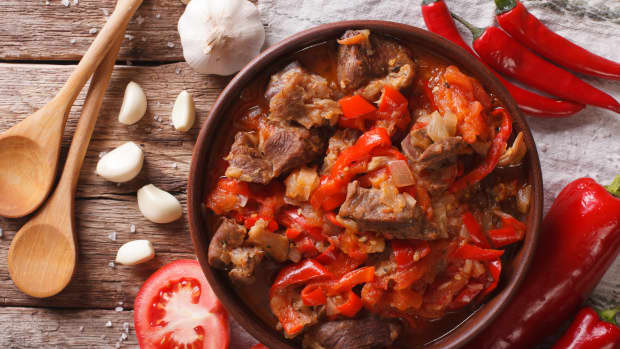 Recipe for #39 Dolly Parton #39 s 5 Layer Casserole #39 Is Bound to Be a Hit Recipe for #39 Dolly Parton #39 s 5 Layer Casserole #39 Is Bound to Be a Hit