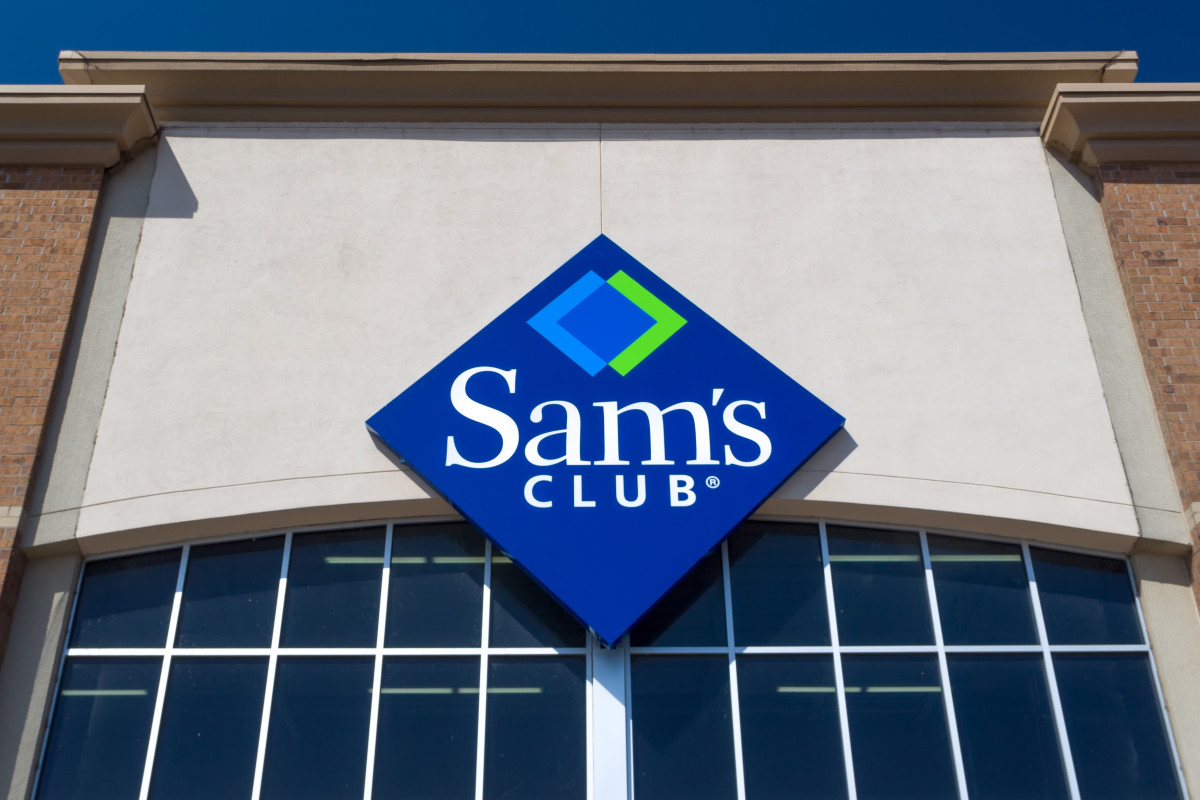 Limited edition treat at sam s club has people standing in line