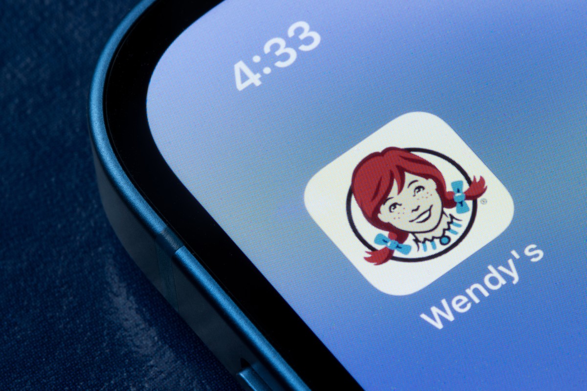Get a Cheeseburger for a Buck During Wendy