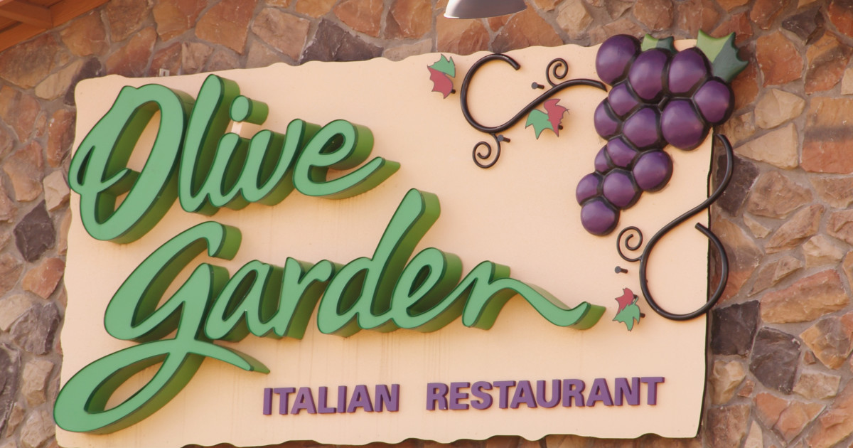Mom Puts Olive Garden Kids Meal Hack to the Test and It's Brilliant ...
