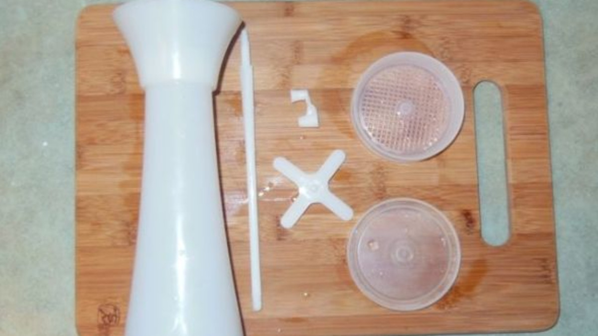 Vintage Tupperware Jifi-Sift Sifter: A Family Treasure - Delishably